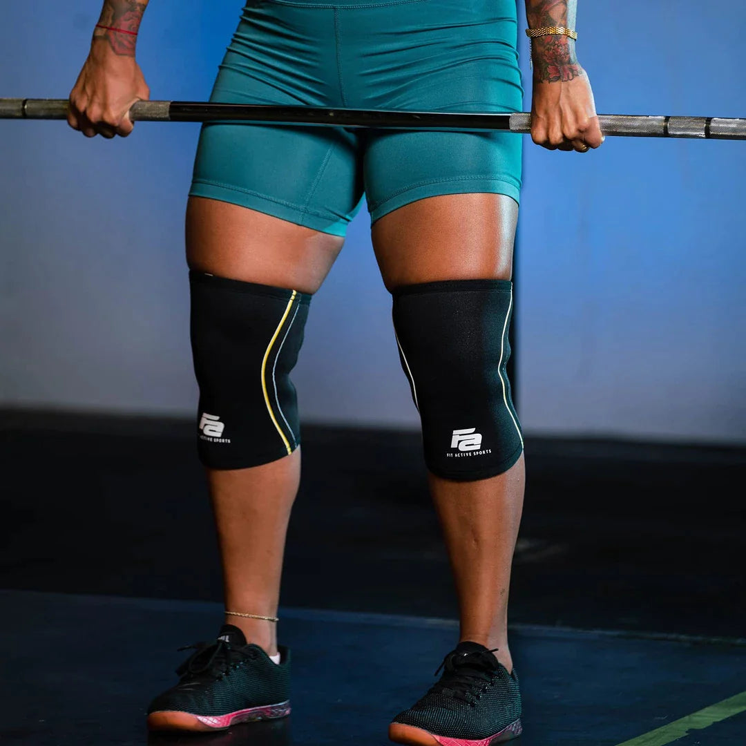 Buy Lever Belt, Get Wrist Wraps and Knee Compression Sleeves Free